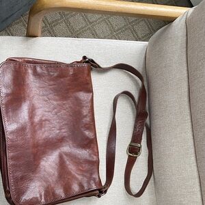 Leather Crossbody Messenger Bag - Brown
